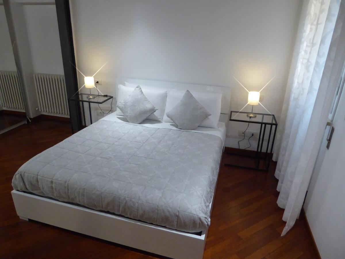 Giudei House Suite โบโลญญา ภายนอก รูปภาพ