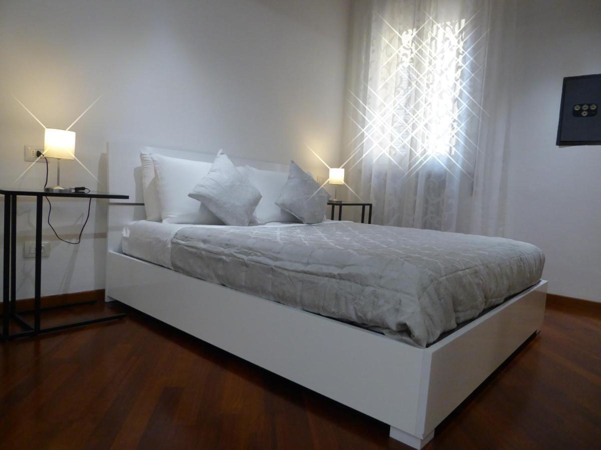 Giudei House Suite โบโลญญา ภายนอก รูปภาพ