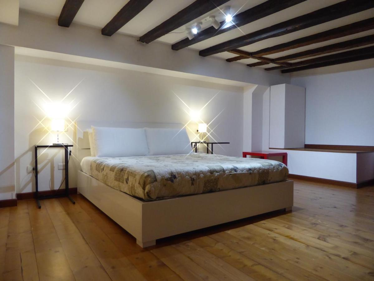 Giudei House Suite โบโลญญา ภายนอก รูปภาพ